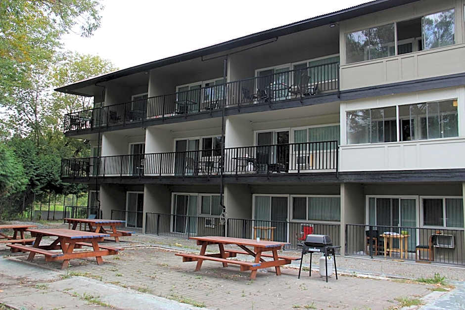 Okanagan Royal Park Inn by Elevate Rooms