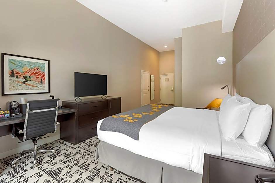 Cambria Hotel Copper Mountain