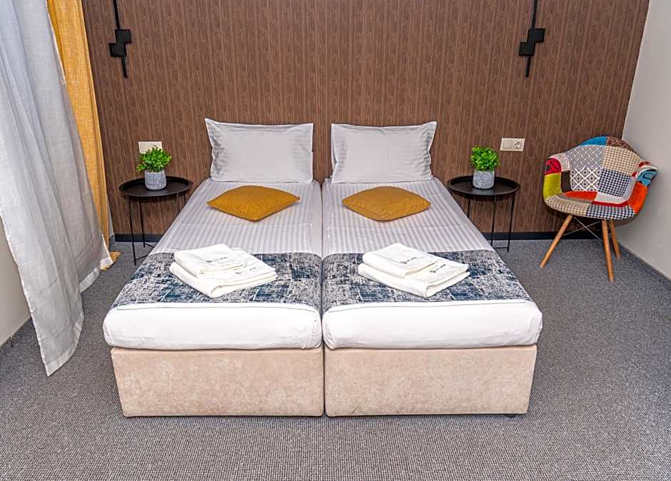 City House Family Hotel & Restaurant