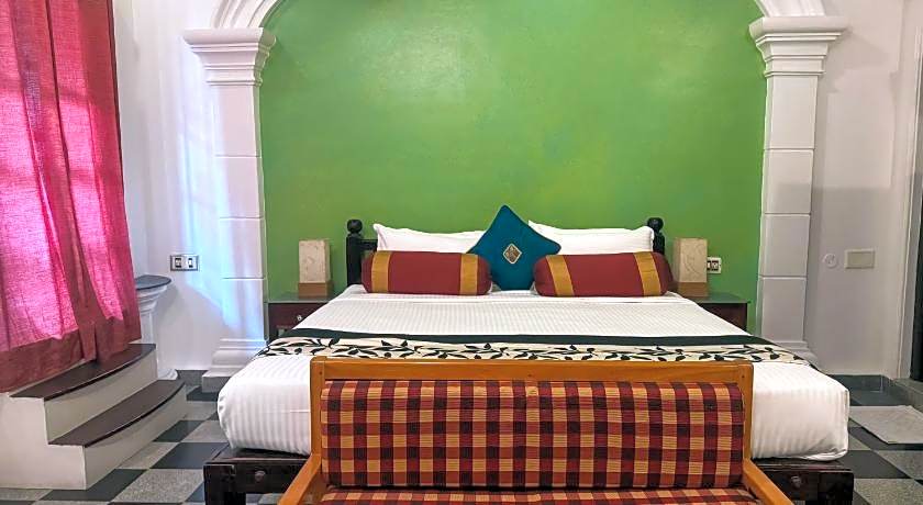 Le Chateau - A Heritage Boutique Hotel