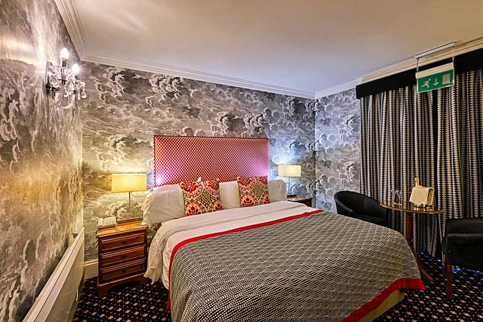 New House Country Hotel