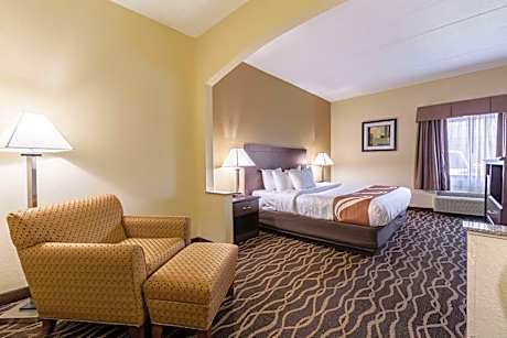 King Suite with Spa Bath - Non-Smoking