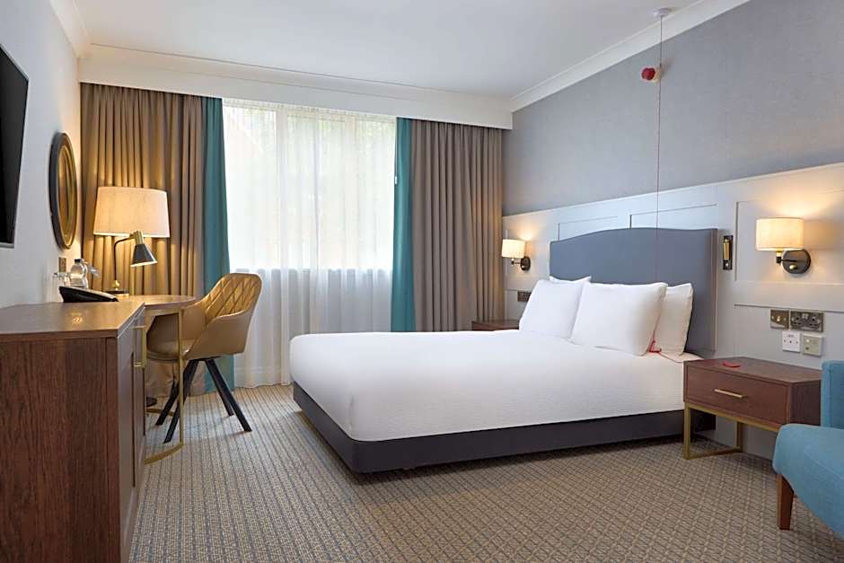 DoubleTree by Hilton St. Anne's Manor