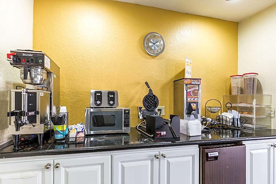 Rodeway Inn & Suites Houston Near Medical Center