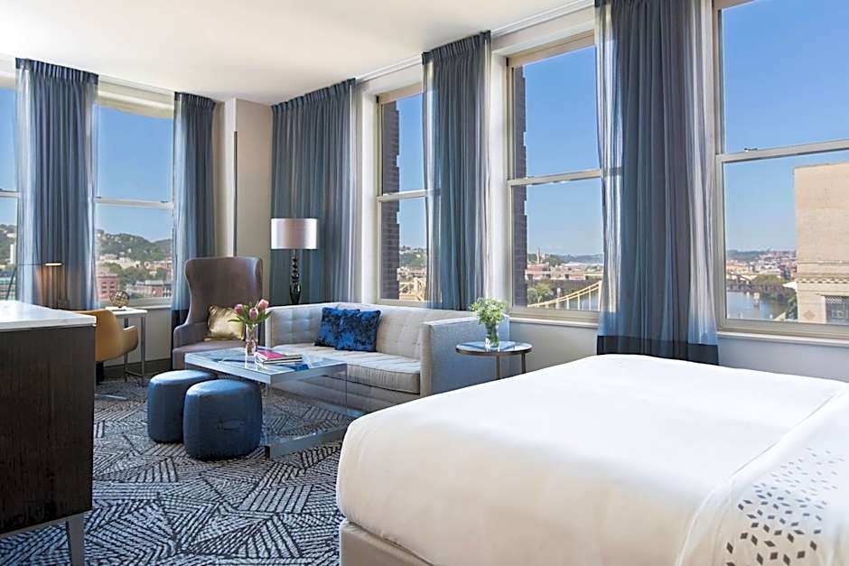 Renaissance by Marriott Pittsburgh Hotel