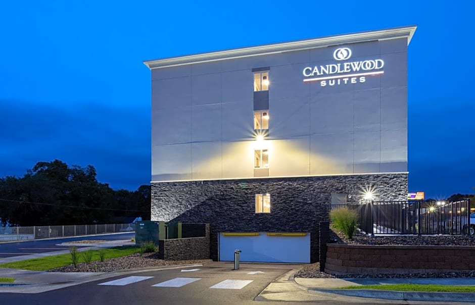 Candlewood Suites Rochester Mayo Clinic Area