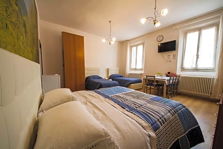 Quadruple Room with Shower