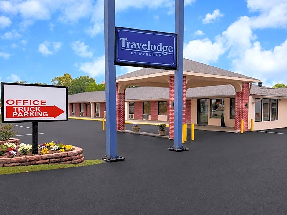 Travelodge by Wyndham Jackson I-40 Exit 82