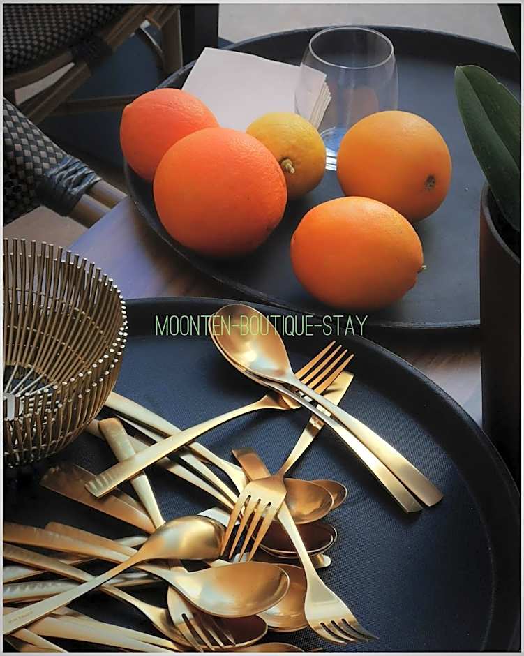 MOONTEN Boutique Stay