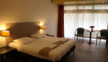 Comfort with Bath and terrace