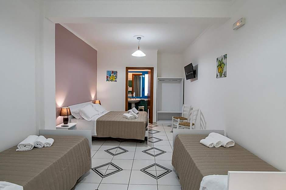 Ada Hotel