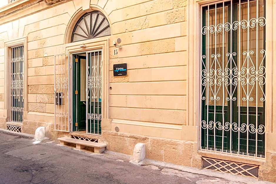 Il Garbino Suite and Apartment