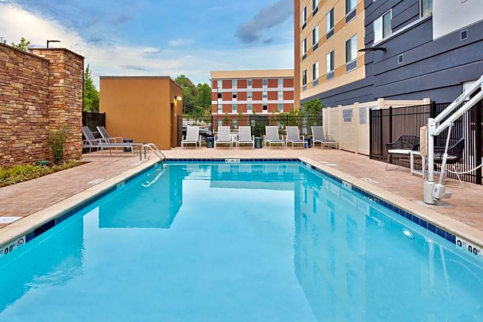 Fairfield Inn & Suites by Marriott Birmingham Colonnade/Grandview