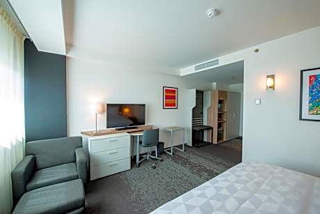 Standard King Room - Disability Access