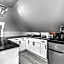 3rd Story Loft Islandview Pets Included with Free Parking!