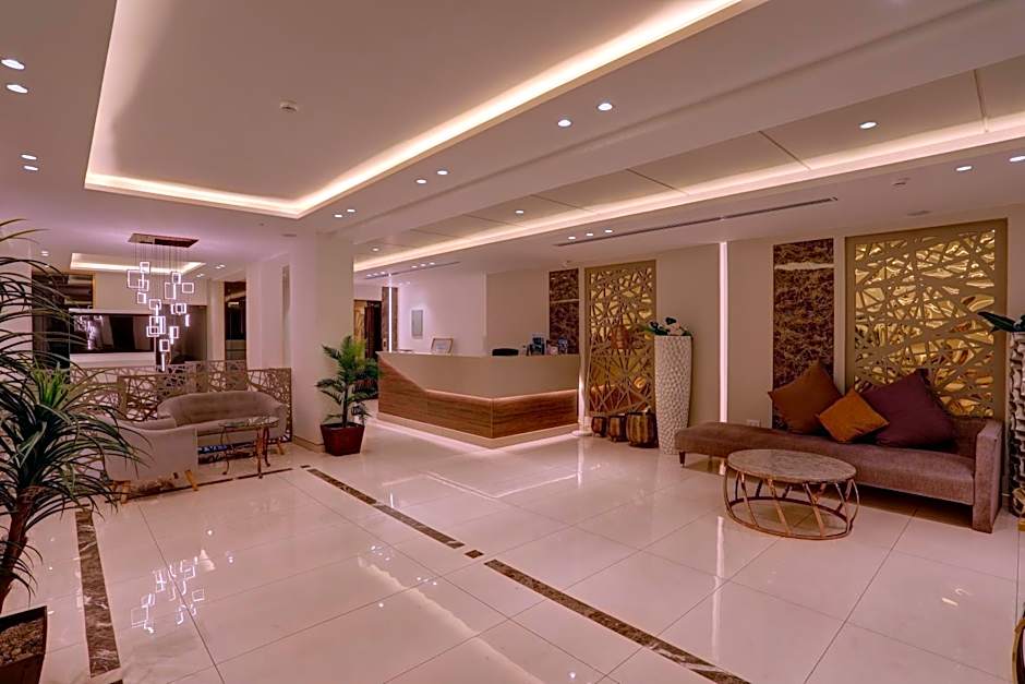 Mass Paradise Hotel
