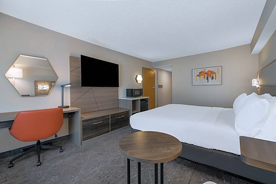 Holiday Inn Express Hotels- Hampton By IHG