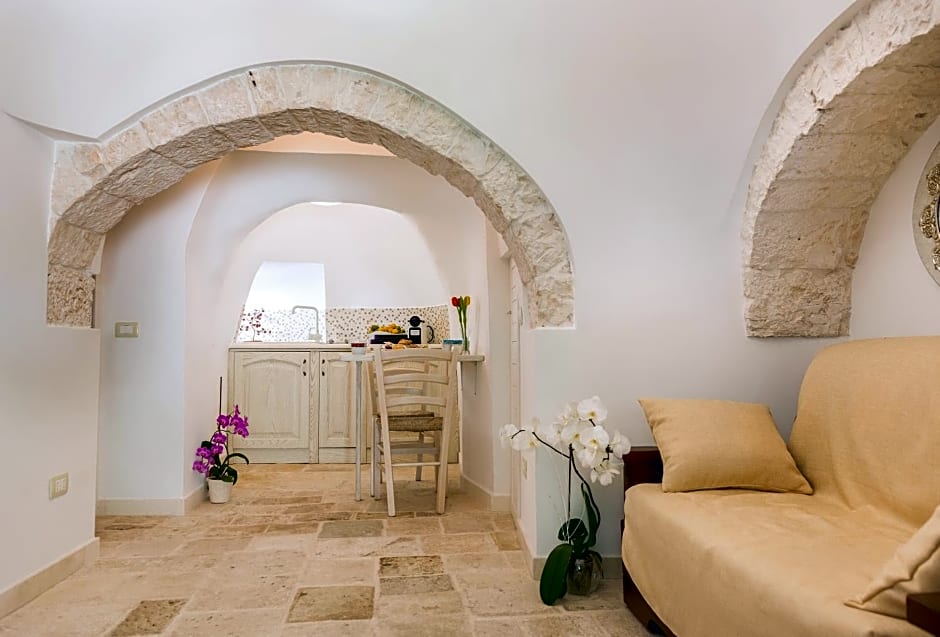 Trullo Giardino Fiorito