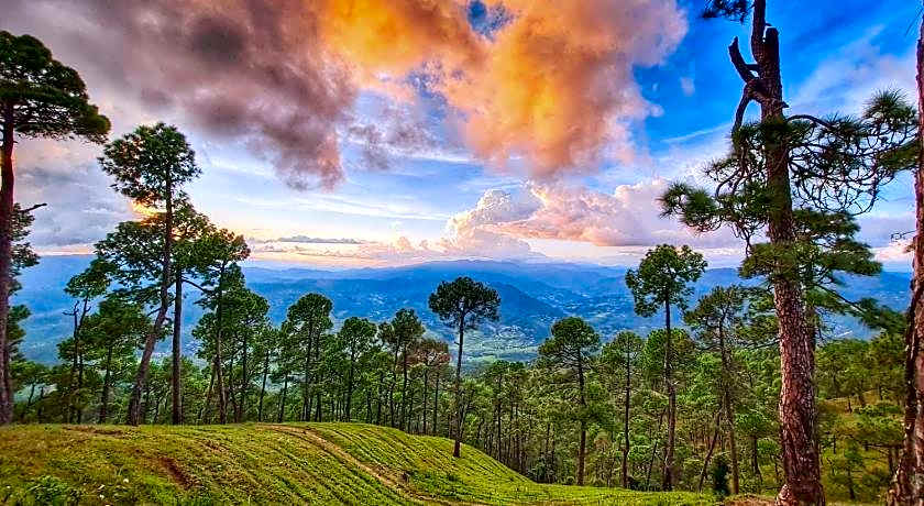 Kasar Rainbow Yoga Retreat