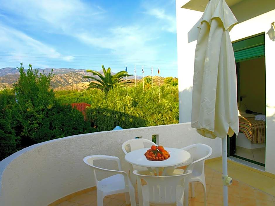 Kastro Studios Apartments