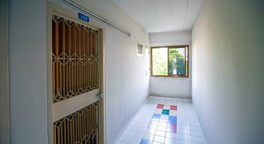 D haus Ngamwongwan Residence