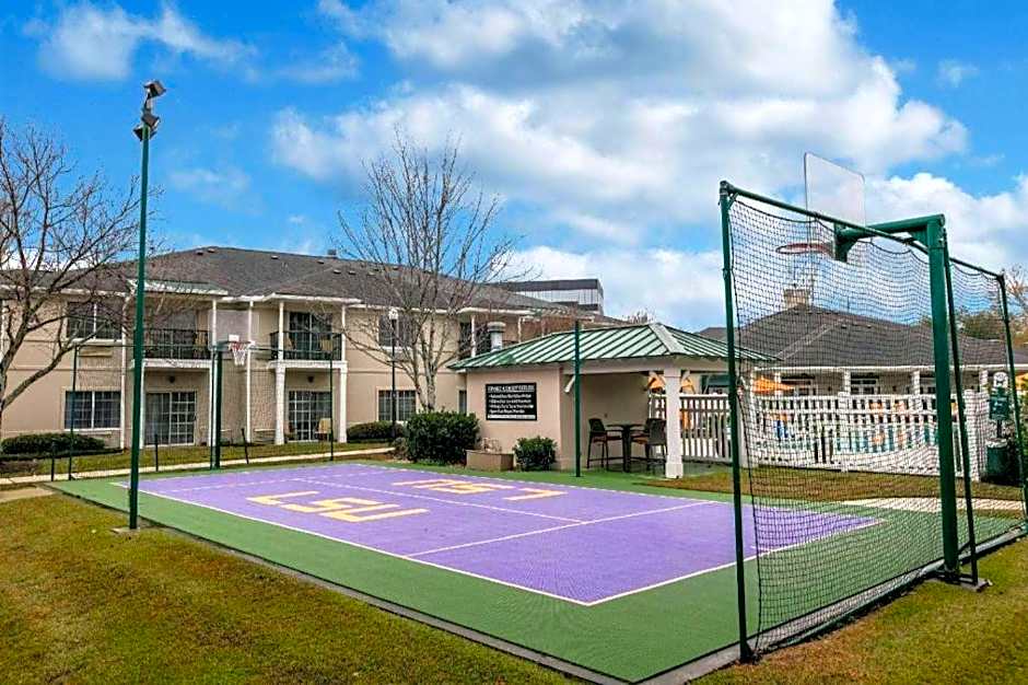 Richmond Inn And Suites – Baton Rouge, LA