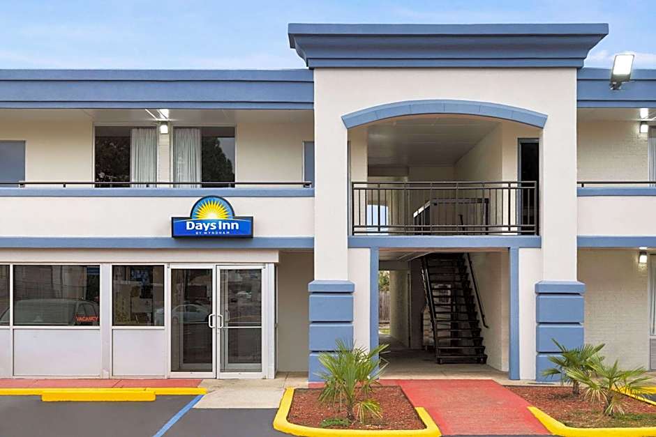 Days Inn by Wyndham Montgomery I-85