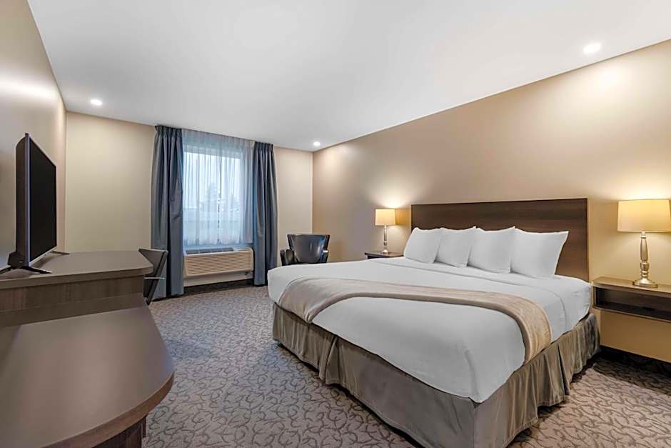 Villa Inn &amp; Suites, SureStay Collection by Best Western