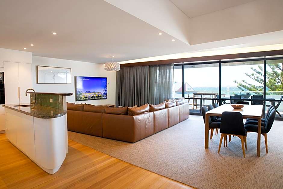 Beach Suites