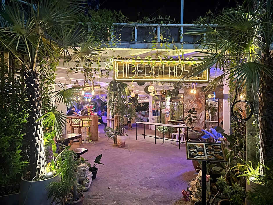 Hideout Hostel