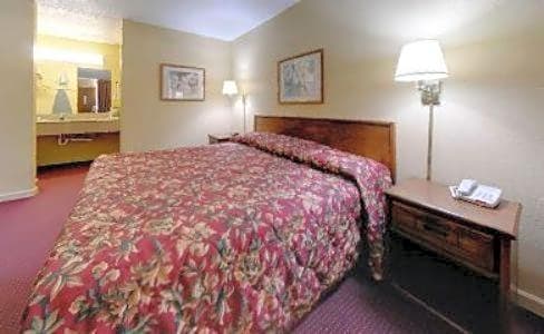 Americas Best Value Inn & Suites Greenville