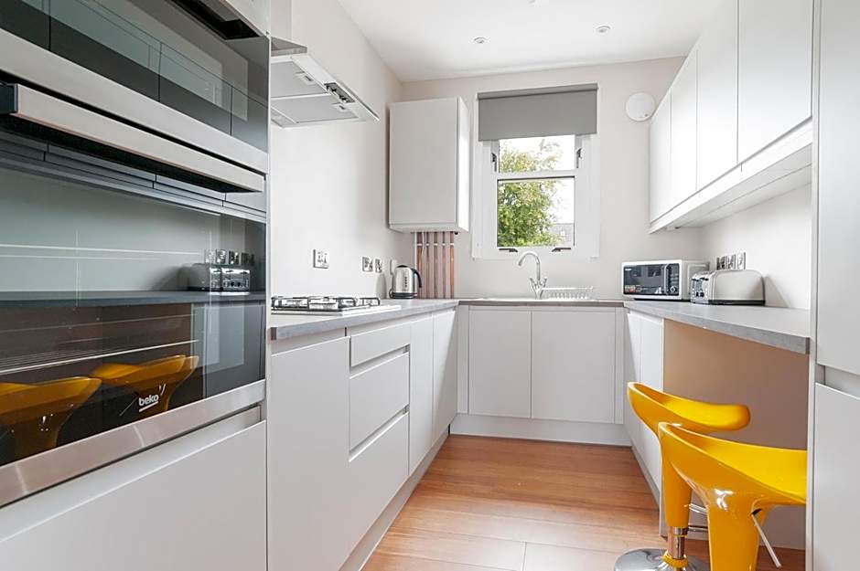 Dalkeith Three Bed Two Bath Apartment