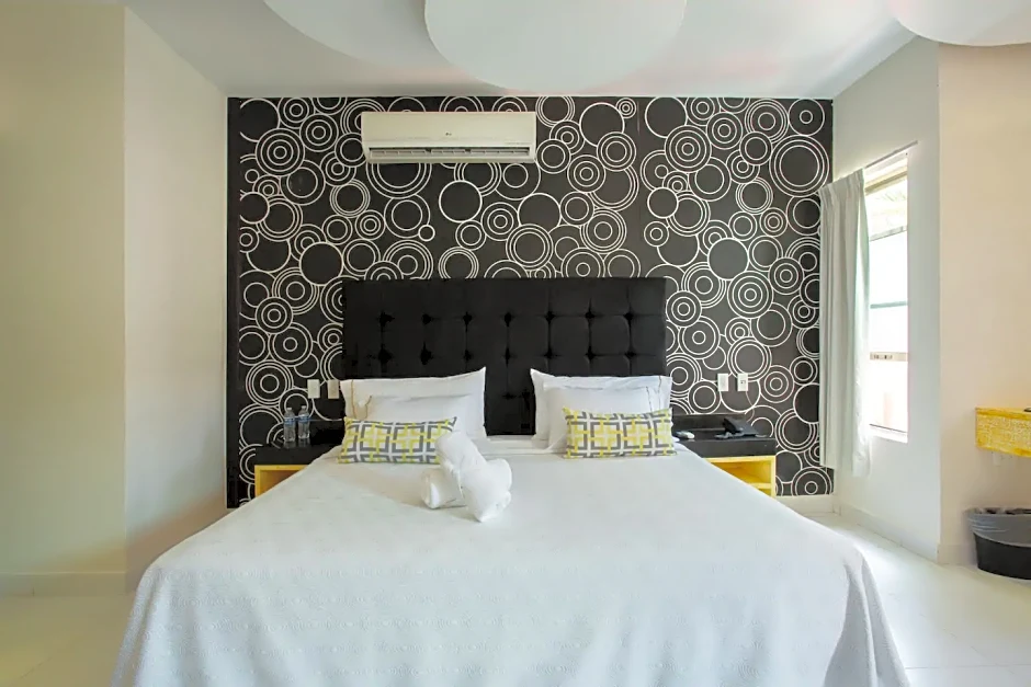 Casa Kaoba Hotel & Suites
