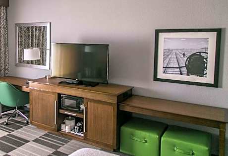 King Room with Sofa Bed - Non-Smoking