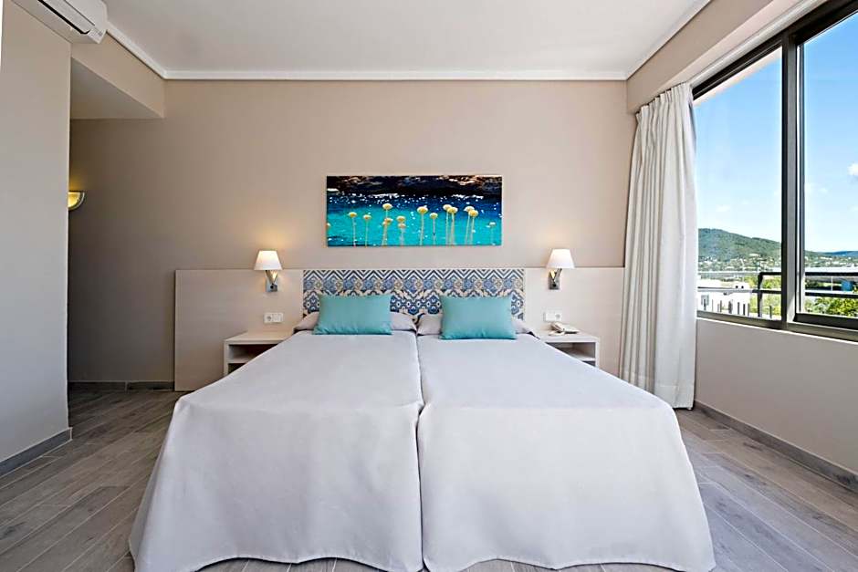 azuLine Hotel Llevant