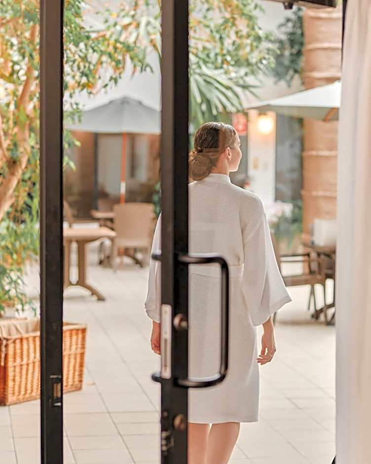 Centre De Congres Et Hotel La Sagueneenne