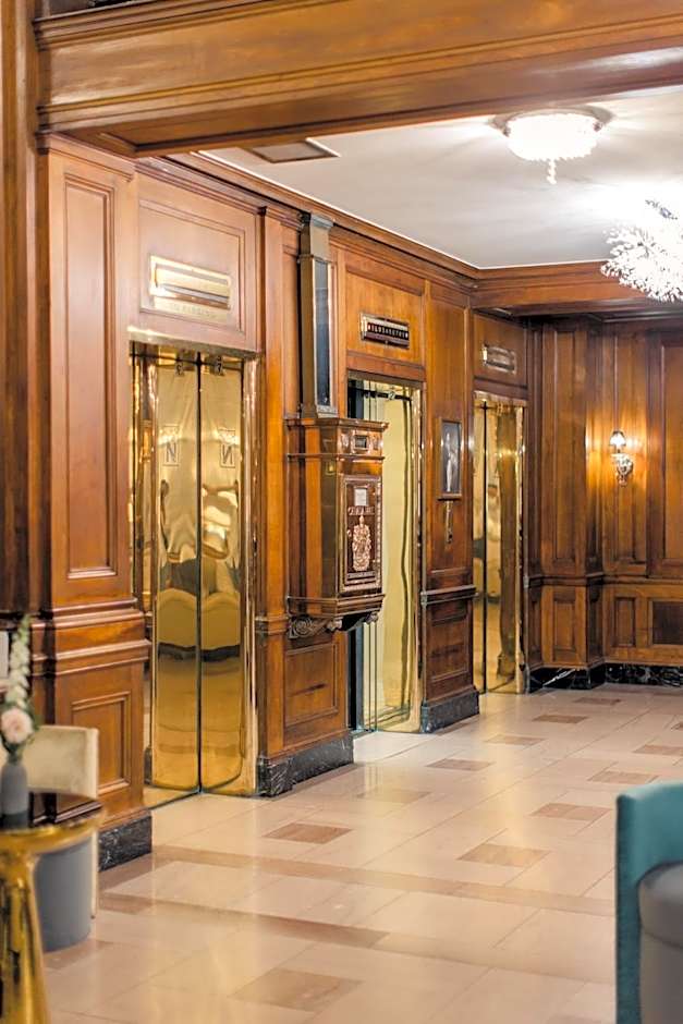 The Lord Nelson Hotel & Suites