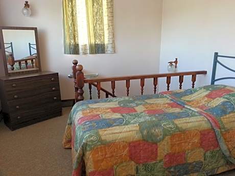 One Bedroom Apartment
