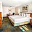 La Quinta Inn & Suites by Wyndham Albuquerque Northeast