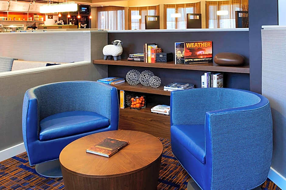 Courtyard by Marriott Chicago Arlington Heights/South