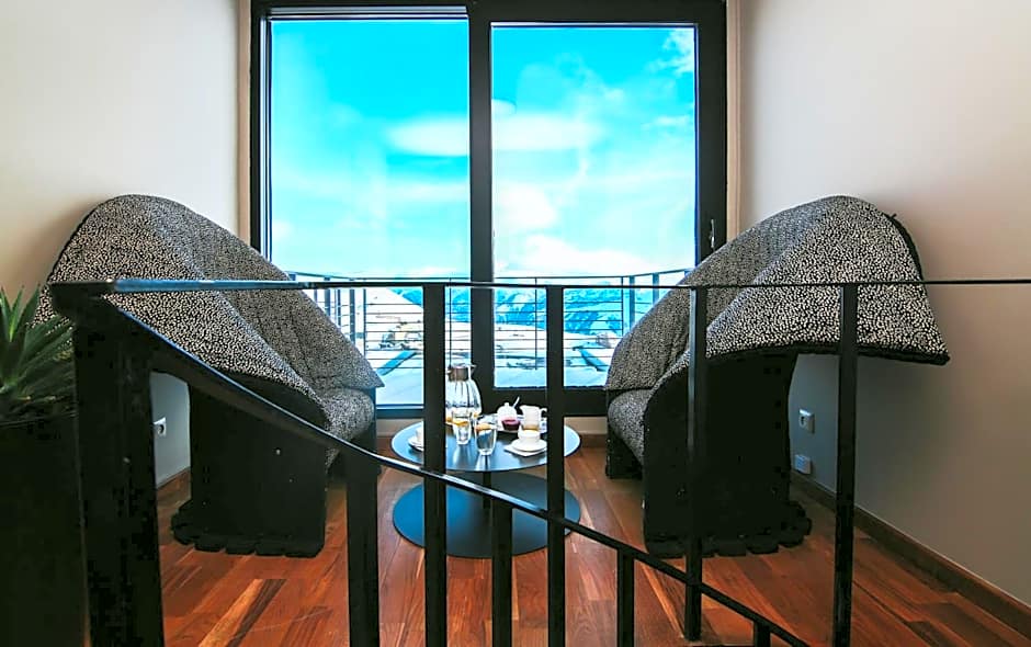 Quadrum Hotel