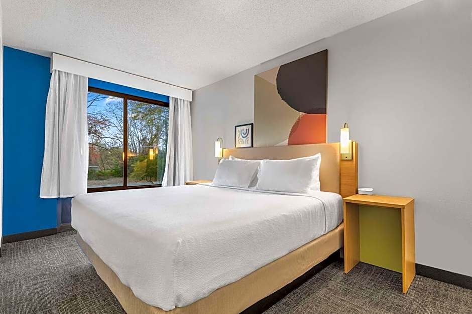 Spark By Hilton Charlotte Tyvola I-77