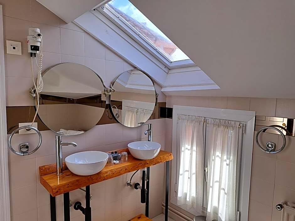 Hotel Atalaya- FREE PARKING GRATUITO