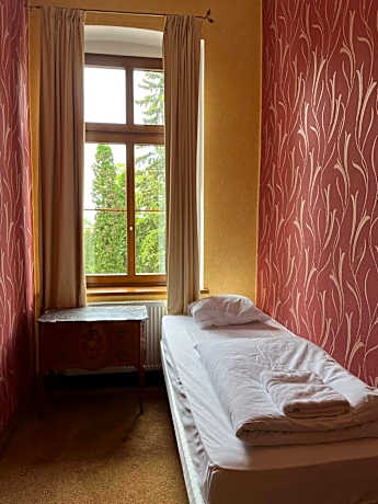 Twin Room with Garden View
