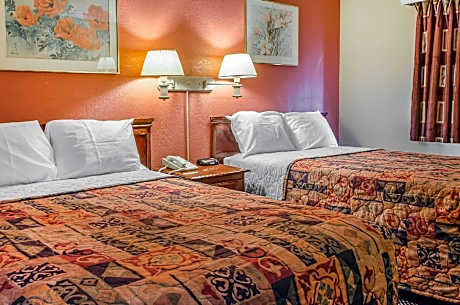 2 Double Beds, Smoking