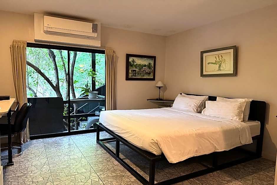 Silp-Pa Phra Nakhon Si Ayutthaya Hotel