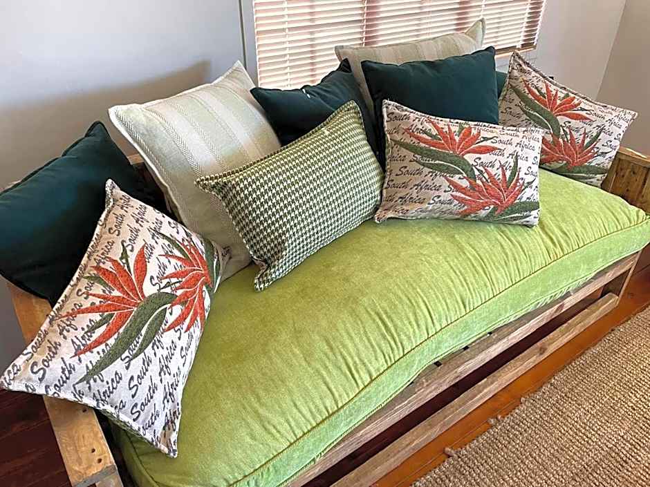 Klein Karoo Game Lodge