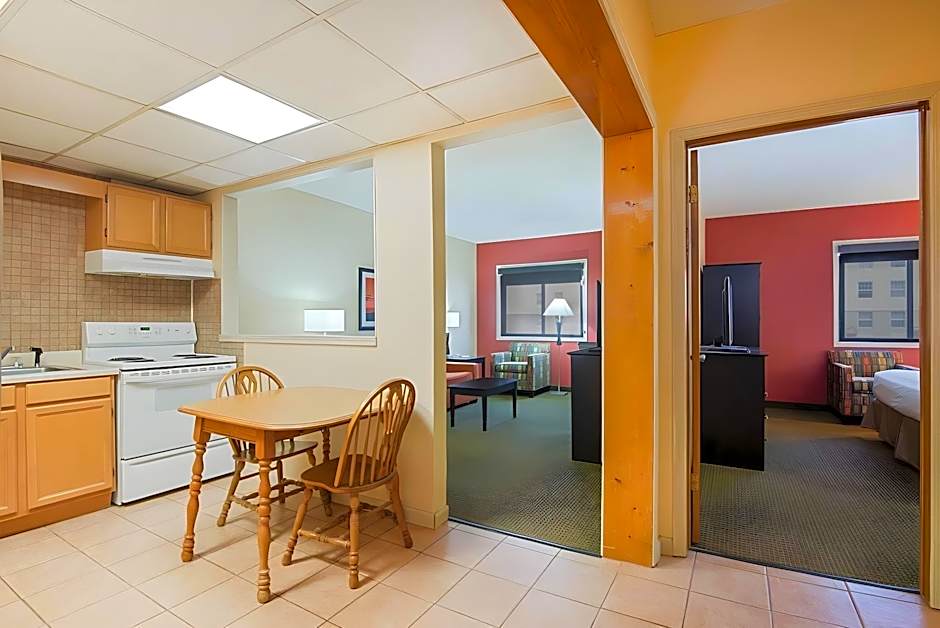 The Eddie Hotel Gillette