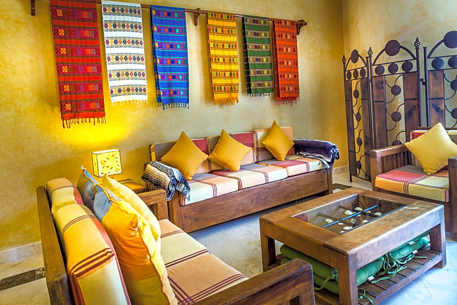 Paseo del Sol Condohotel by Bric