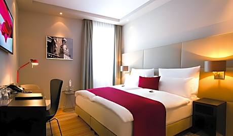 Superior Room with King Size bed